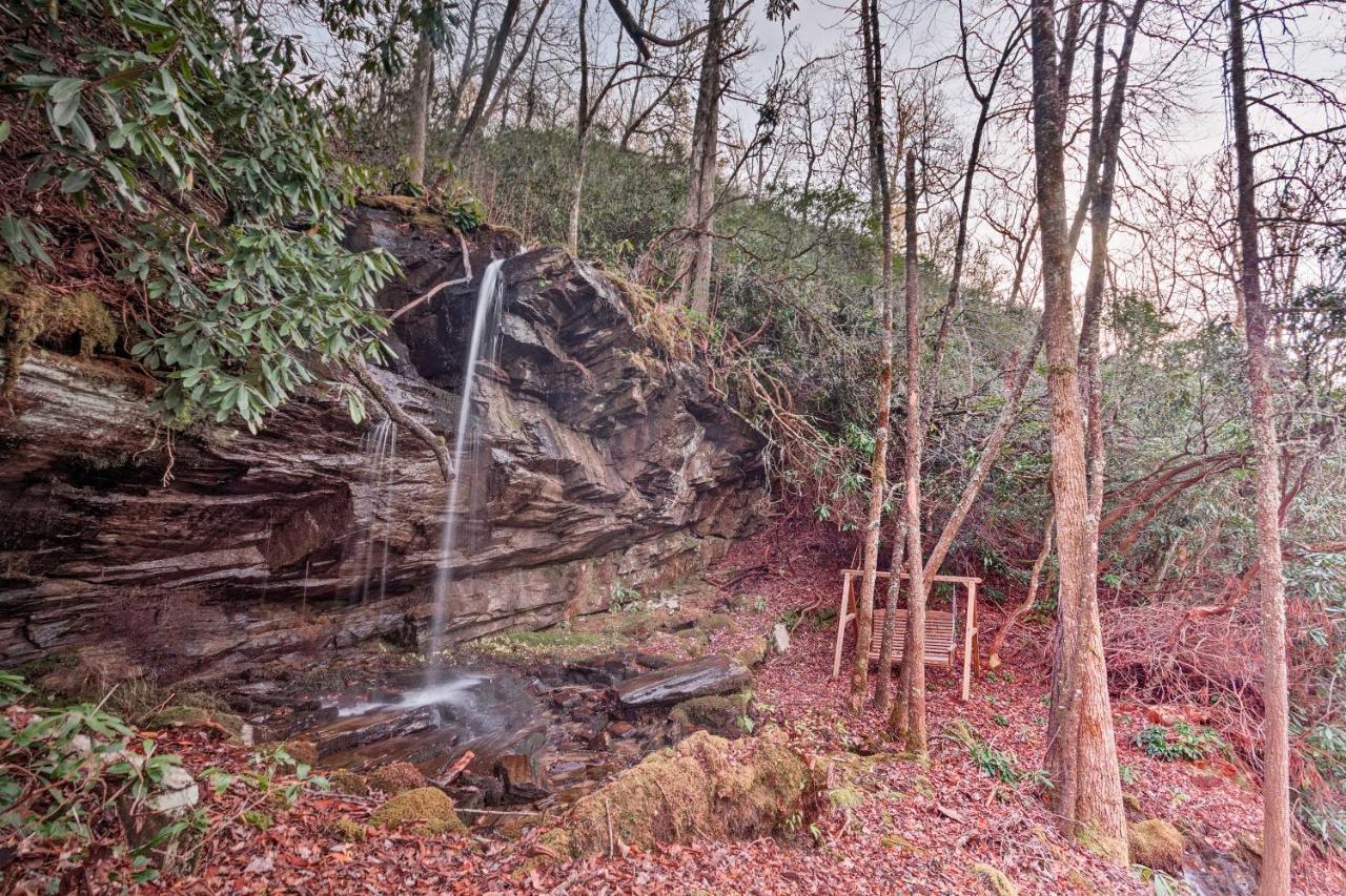 Hilltop Cabin On 5 Acres With Hot Tub And Waterfall! Bryson City Εξωτερικό φωτογραφία