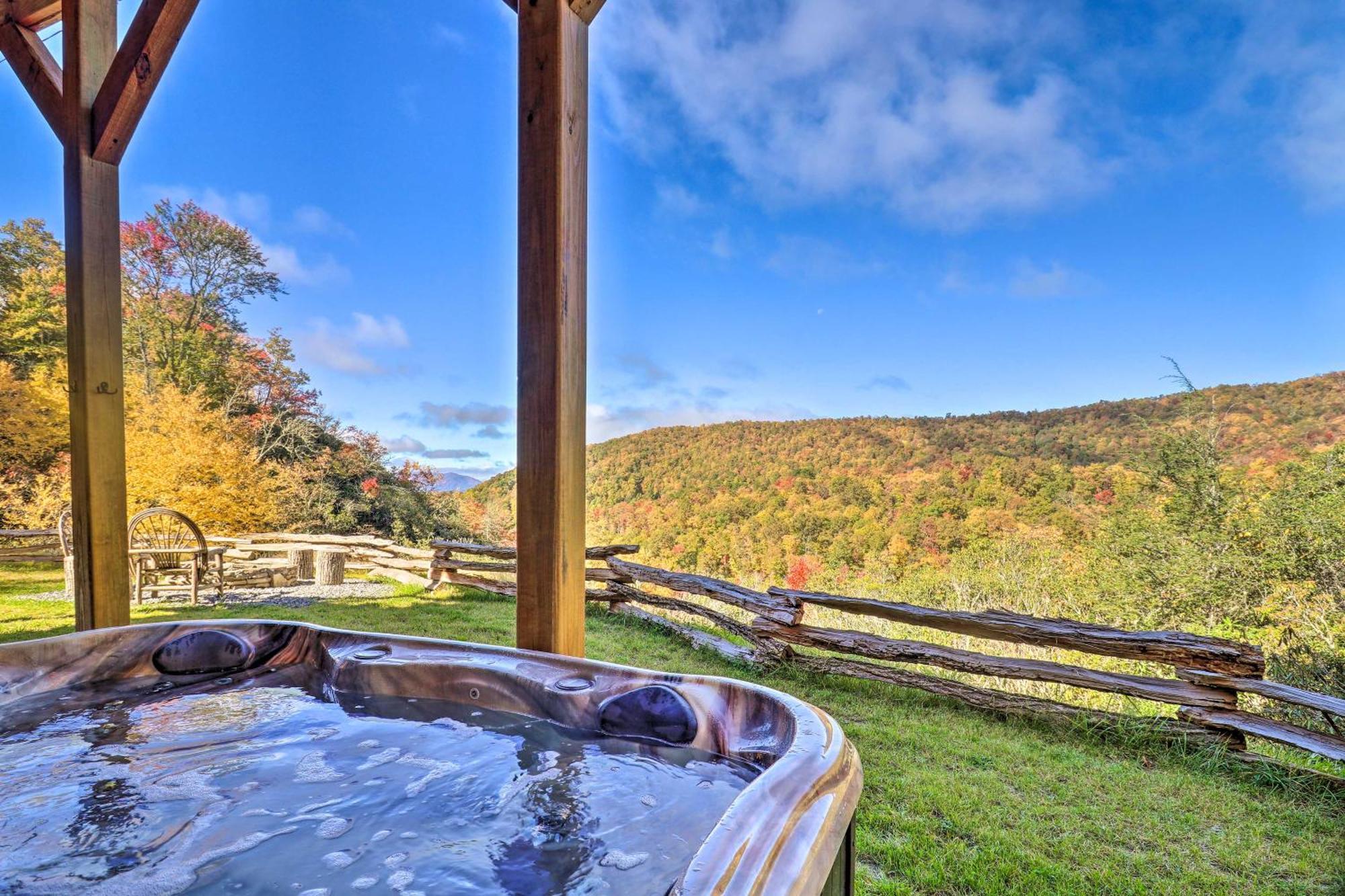 Hilltop Cabin On 5 Acres With Hot Tub And Waterfall! Bryson City Εξωτερικό φωτογραφία